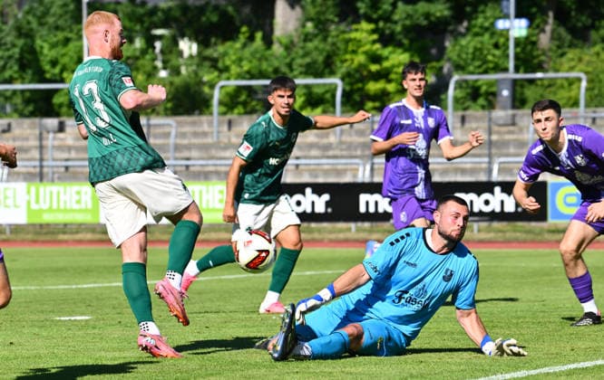 11.07.2026 - Fussball - Saison 2026 2027 - Testspiel Freundschaftsspiel - FC Eintracht Bamberg - SpVgg Greuther Fürth ( Kleeblatt ) - - Sportfoto Zink - xwoxzix - regulations prohibit any use of photographs as image sequences and or quasi-video - only for editorial use - Paul Will (13, SpVgg Greuther Fürth ) Benedikt Willert (34, FC Eintracht Bamberg ) *** July 11, 2026 Soccer Season 2026–2027 Exhibition Match Friendly Match FC Eintracht Bamberg vs. SpVgg Greuther Fürth Kleeblatt Sports Photo by Zink xwoxzix; regulations prohibit any use of photographs as image sequences and or quasi-video; for editorial use only. Paul Will 13, SpVgg Greuther Fürth Benedikt Willert 34, FC Eintracht Bamberg