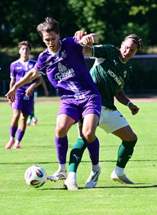 11.07.2026 - Fussball - Saison 2026 2027 - Testspiel Freundschaftsspiel - FC Eintracht Bamberg - SpVgg Greuther Fürth ( Kleeblatt ) - - Sportfoto Zink - xwoxzix - regulations prohibit any use of photographs as image sequences and or quasi-video - only for editorial use - Jannis Keil (4, FC Eintracht Bamberg ) Felix Klaus (30, SpVgg Greuther Fürth ) *** July 11, 2026 Soccer Season 2026–2027 Exhibition Match Friendly Match FC Eintracht Bamberg vs. SpVgg Greuther Fürth Kleeblatt Sports Photo by Zink xwoxzix; regulations prohibit any use of photographs as image sequences and or quasi-video; for editorial use only. Jannis Keil 4, FC Eintracht Bamberg; Felix Klaus 30, SpVgg Greuther Fürth