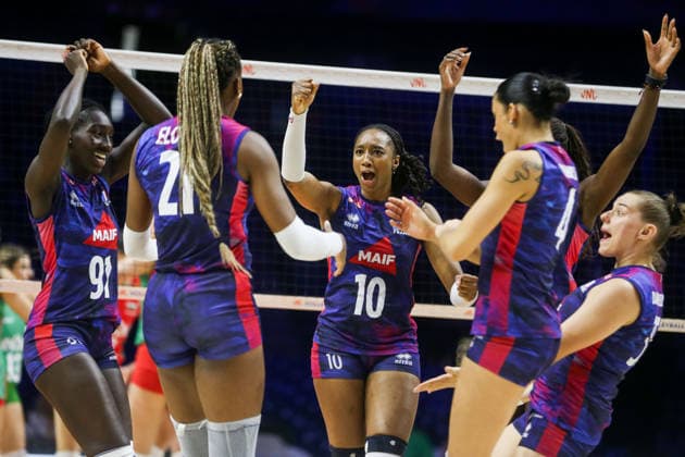 Bulgaria v France- Women s Volleyball Nations League BELGRADE, SERBIA - JULY 11: Players of France celebrate after scoring a point during the 2026 FIVB Volleyball Women s Nations League match between the Bulgaria and France in Belgrade, Serbia, on July 11, 2026. Filip Stevanovic Anadolu Belgrade Serbia. Editorial use only. Please get in touch for any other usage.  Copyright: x2026xAnadoluxFilipxStevanovicx