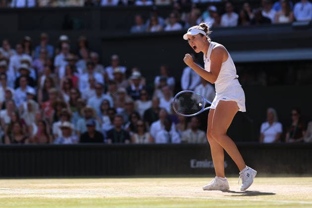 Linda Noskova celebrates during the Ladies Singles final Wimbledon Tennis Championships, Day 13, The All England Lawn Tennis and Croquet Club, London, UK - 11 Jul 2026London The All England Lawn Tennis and United Kingdom  Copyright: xEllaxLing Shutterstockx 16981031x