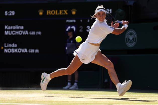 Karolina Muchova during the Ladies Singles final Wimbledon Tennis Championships, Day 13, The All England Lawn Tennis and Croquet Club, London, UK - 11 Jul 2026London The All England Lawn Tennis and United Kingdom  Copyright: xEllaxLing Shutterstockx 16981031be