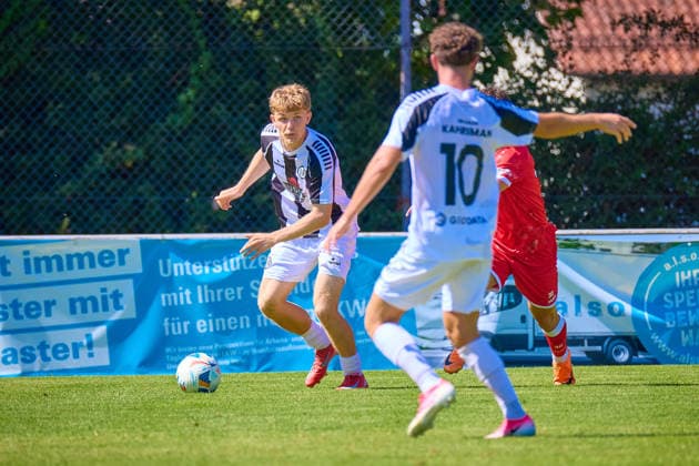 Nikola Gojkovic (1. FC Normannia Gmuend, 20) GER, 1. FC Normannia Gmuend vs. VfR Aalen, Fussball, Freundschaftsspiel, Herren, 11.07.2026 GER, 1. FC Normannia Gmuend vs. VfR Aalen, Fussball, Freundschaftsspiel, Herren, 11.07.2026 Schwaebisch Gmünd *** Nikola Gojkovic, 1 FC Normannia Gmünd, 20 GER, 1 FC Normannia Gmünd vs. VfR Aalen, Soccer, Friendly Match, Men s, July 11, 2026 GER, 1 FC Normannia Gmünd vs. VfR Aalen, Soccer, Friendly Match, Men s, July 11, 2026 Schwäbisch Gmünd Copyright: xEibner-Pressefoto GeraldxOelze-dexStoppanyx EP_ODS
