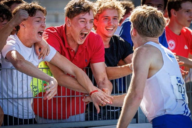 85. Deutsche Meisterschaften U20; Bochum, 11.07.2026 Finn Jakob Merheim (TuS Köln rrh.) lässt sich feiern; 85. Deutsche Meisterschaften U20 am 11.07.2026 im Lohrheidestadion, Bochum (Nordrhein-Westfalen) *** 85th German U20 Championships, Bochum, July 11, 2026: Finn Jakob Merheim of TuS Köln rrh celebrates his victory at the 85th German U20 Championships on July 11, 2026, at Lohrheidestadion in Bochum, North Rhine-Westphalia Copyright: xBEAUTIFULxSPORTS B.Hoffmannx