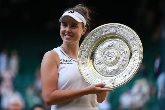 Linda Noskova celebrates victory in the Ladies Singles final Wimbledon Tennis Championships, Day 13, The All England Lawn Tennis and Croquet Club, London, UK - 11 Jul 2026London The All England Lawn Tennis and United Kingdom  Copyright: xKieranxMcManus Shutterstockx 16981032fh