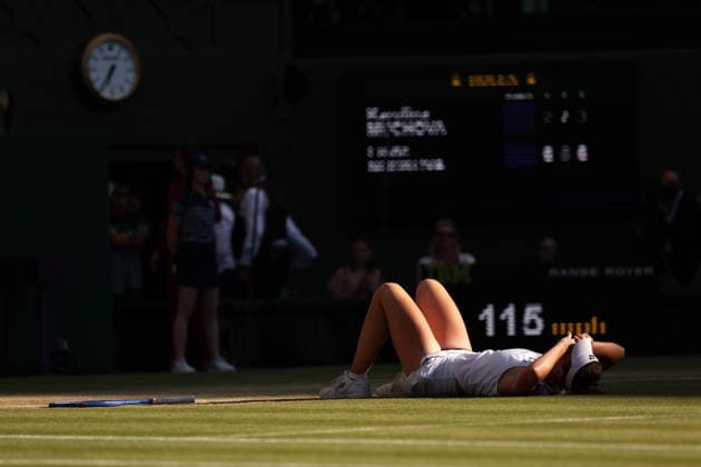 Linda Noskova celebrates victory in the Ladies Singles final Wimbledon Tennis Championships, Day 13, The All England Lawn Tennis and Croquet Club, London, UK - 11 Jul 2026London The All England Lawn Tennis and United Kingdom  Copyright: xEllaxLing Shutterstockx 16981031do