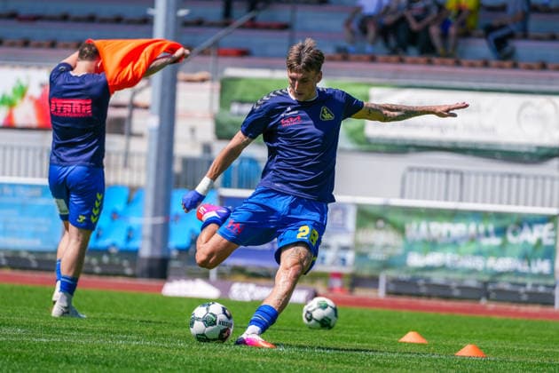 Deutschland: Fussball Regionalliga, 3. Liga, Saison 2026 27, Testspiel, SV Atlas Delmenhorst vs TSV Havelse, 11.07.2026, Städtisches Stadion an der Düsternortstraße (Delmenhorst, Niedersachsen) Steffen Rohwedder (SV Atlas Delmenhorst, 28) *** German Regional League (3rd Division), 2026–27 Season, Friendly Match, SV Atlas Delmenhorst vs. TSV Havelse, July 11, 2026, Municipal Stadium on Düsternortstraße, Delmenhorst, Lower Saxony; Steffen Rohwedder, SV Atlas Delmenhorst, 28 Copyright: xLeonxFrickx