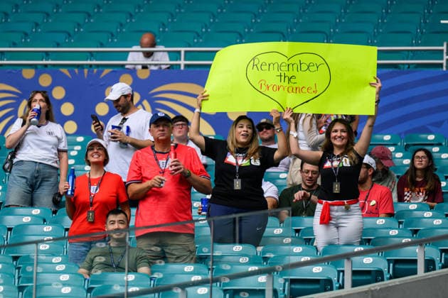 260711 Fans ahead of the FIFA World Cup, WM, Weltmeisterschaft, Fussball 2026 quarter-final football match between Norway and England on July 11, 2026 in Miami. Photo: Jon Olav Nesvold BILDBYRAN COP 217 VG0992 bbeng fotboll football soccer fotball vm fotbolls-vm fotball-vm fotbolls-vm 2026 fifa world cup 2026 kvartfinale kvartsfinal quarterfinal quarter-final england norge norway publik *** July 11, 2026: Fans ahead of the FIFA World Cup 2026 quarterfinal soccer match between Norway and England on July 11, 2026 in Miami. Photo: Jon Olav Nesvold, BILDBYRAN COP 217 VG0992 bbeng soccer football fotball World Cup soccer World Cup fotball World Cup soccer World Cup 2026 FIFA World Cup 2026 quarterfinal quarterfinal quarter final England Norway crowd  Copyright: JONxOLAVxNESVOLD BB260711JE017