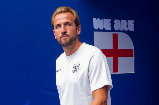 Fotball-VM 2026: Norge - England Miami Gardens, Florida , USA 20260711. Englands Harry Kane ankommer for kvartfinalen i fotball-VM 2026 mellom Norge og England pa Miami stadion. Foto: Fredrik Varfjell NTB Miami Gardens, Florida USA EDITORIAL USE ONLY. RESTRICTED USE FOR BETTING COMPANIES Ref:_SPO4yaQho-nxMs.jpg *** 2026 World Cup: Norway vs. England, Miami Gardens, Florida, USA 20260711 England’s Harry Kane arrives for the quarterfinal match of the 2026 FIFA World Cup between Norway and England at Miami Stadium. Photo: Fredrik Varfjell, NTB, Miami Gardens, Florida, USA. EDITORIAL USE ONLY. RESTRICTED USE FOR BETTING COMPANIES  Copyright: xFredrikxVarfjellx xNTBx