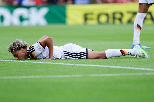Montrell Culbreath (Germany) schaut enttaeuscht, UEFA European Under-19 Championship 2026 Final, Spain v Germany, Racecourse Ground am 11. July 2026 in Wrexham, Vereinigtes Königreich. (Foto von Marco Steinbrenner DeFodi Images) Montrell Culbreath (Germany) looks dejected, UEFA European Under-19 Championship 2026 Final, Spain v Germany, Racecourse Ground, July 11, 2026 in Wrexham, United Kingdom. (Photo by Marco Steinbrenner DeFodi Images) - *** Montrell Culbreath of Germany looks disappointed, 2026 UEFA European Under-19 Championship Final, Spain vs. Germany, Racecourse Ground on July 11, 2026, in Wrexham, United Kingdom. Photo by Marco Steinbrenner, DeFodi Images. Montrell Culbreath of Germany looks dejected, UEFA European Under-19 Championship 2026 Final, Spain vs. Germany, Racecourse Ground, July 11, 2026, in Wrexham, United Kingdom. Photo by Marco Steinbrenner, DeFodi Images