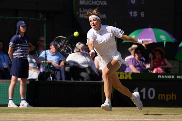 2026 Wimbledon, July 11, Ladies Final LONDON, - JULY 11: Karolina Muchova of the Czech Republic plays a shot against Linda Noskova of the Czech Republic during the 2026 Wimbledon, July 11, Ladies Final at The all England club, Wimbledon on July 11, 2026 in London, GBR. London The all England club, Wimbledon GBR Copyright: xPeterxvanxdenxBerg ISIxPhotosx 9498