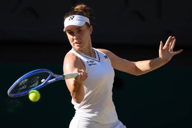 2026 Wimbledon, July 11, Ladies Final LONDON, - JULY 11: Linda Noskova of the Czech Republic plays a shot against Karolina Muchova of the Czech Republic during the 2026 Wimbledon, July 11, Ladies Final at The all England club, Wimbledon on July 11, 2026 in London, GBR. London The all England club, Wimbledon GBR Copyright: xPeterxvanxdenxBerg ISIxPhotosx 9498