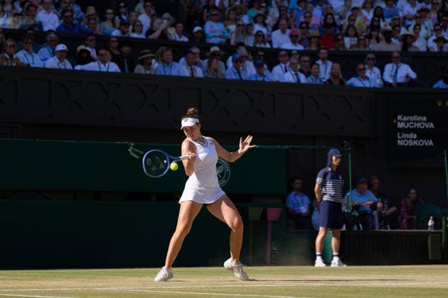 2026 Wimbledon, July 11, Ladies Final LONDON, - JULY 11: Linda Noskova of the Czech Republic plays a shot against Karolina Muchova of the Czech Republic during the 2026 Wimbledon, July 11, Ladies Final at The all England club, Wimbledon on July 11, 2026 in London, GBR. London The all England club, Wimbledon GBR Copyright: xPeterxvanxdenxBerg ISIxPhotosx 9498