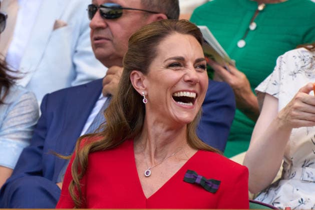 2026 Wimbledon, July 11, Ladies Final LONDON, - JULY 11: Her Royal Highness Princess Catherine of Wales laughs as she watches Linda Noskova of the Czech Republic play a shot against Karolina Muchova of the Czech Republic during the 2026 Wimbledon, July 11, Ladies Final at The all England club, Wimbledon on July 11, 2026 in London, GBR. London The all England club, Wimbledon GBR Copyright: xPeterxvanxdenxBerg ISIxPhotosx 9498
