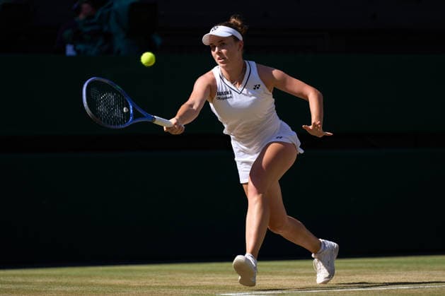 2026 Wimbledon, July 11, Ladies Final LONDON, - JULY 11: Linda Noskova of the Czech Republic plays a shot against Karolina Muchova of the Czech Republic during the 2026 Wimbledon, July 11, Ladies Final at The all England club, Wimbledon on July 11, 2026 in London, GBR. London The all England club, Wimbledon GBR Copyright: xPeterxvanxdenxBerg ISIxPhotosx 9498