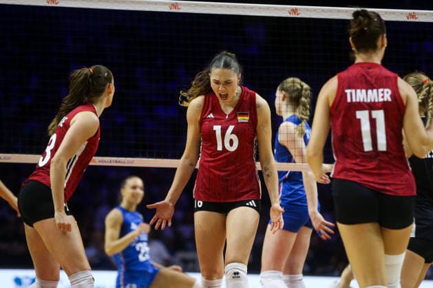 Serbia v Germany - Women s Volleyball Nations League BELGRADE, SERBIA - JULY 11: Players of Germany celebrate after scoring a point during the 2026 FIVB Volleyball Women s Nations League match between the Serbia and Germany in Belgrade, Serbia, on July 11, 2026. Filip Stevanovic Anadolu Belgrade Serbia. Editorial use only. Please get in touch for any other usage.  Copyright: x2026xAnadoluxFilipxStevanovicx