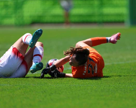 11.07.2026, SUI, Fussball, Frauen, Testspiel, Saison 2026 2027, FC Zürich vs. VfB Stuttgart Riana Gmür (21, FC Zürich) Foto: Urs Ottiger IMAGO Zürich Sportzentrum Heerenschürli Zürich Switzerland *** July 11, 2026, SUI, Soccer, Women s, Friendly Match, 2026–2027 Season, FC Zurich vs. VfB Stuttgart, Riana Gmür, 21, FC Zurich, Photo by Urs Ottiger, IMAGO, Zurich Sports Center, Heerenschürli, Zurich, Switzerland