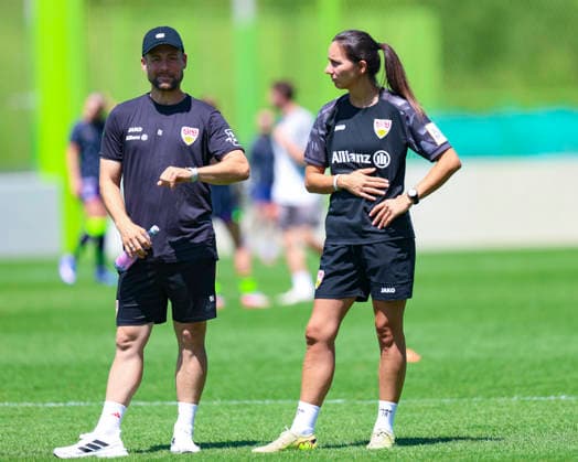 11.07.2026, SUI, Fussball, Frauen, Testspiel, Saison 2026 2027, FC Zürich vs. VfB Stuttgart Nico Schneck (Cheftrainer, VfB Stuttgart) und Ivana RudeliÄ‡ (Co-Trainerin, VfB Stuttgart) Foto: Urs Ottiger IMAGO Zürich Sportzentrum Heerenschürli Zürich Switzerland *** July 11, 2026, SUI, Soccer, Women s, Friendly, 2026–2027 Season, FC Zurich vs. VfB Stuttgart; Nico Schneck, Head Coach, VfB Stuttgart, and Ivana Rudelic, Assistant Coach, VfB Stuttgart; Photo by Urs Ottiger, IMAGO; Zurich Sports Center Heerenschürli, Zurich, Switzerland