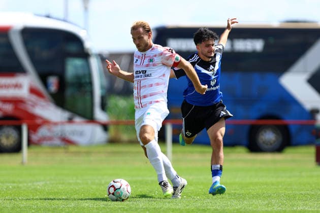 3 Pierre Fassnacht (Rot-Weiß Oberhausen), 23 Mehmet YÄ±ldÄ±rÄ±m (Hamburger SV U21, U 21 Fußball I Herren I Testspiel I Saison 2026-2027 I Rot-Weiß Oberhausen - Hamburger SV U21 I 11.07.2026 I Sportplatz Eicklingen *** 3 Pierre Fassnacht Rot Weiß Oberhausen, 23 Mehmet Yildirim Hamburger SV U21 Soccer I Men s I Friendly Match I 2026–2027 Season I Rot Weiß Oberhausen Hamburger SV U21 I July 11, 2026 I Eicklingen Sports Field