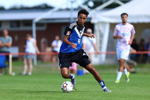 7 Arnaud Astel Riedel (Hamburger SV U21, U 21 Fußball I Herren I Testspiel I Saison 2026-2027 I Rot-Weiß Oberhausen - Hamburger SV U21 I 11.07.2026 I Sportplatz Eicklingen *** 7 Arnaud Astel Riedel Hamburger SV U21 Soccer I Men s I Friendly Match I 2026–2027 Season I Rot Weiß Oberhausen Hamburger SV U21 I July 11, 2026 I Eicklingen Sports Field