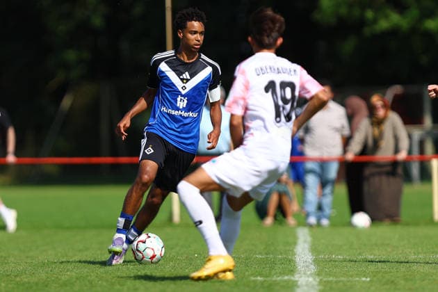 7 Arnaud Astel Riedel (Hamburger SV U21, U 21 Fußball I Herren I Testspiel I Saison 2026-2027 I Rot-Weiß Oberhausen - Hamburger SV U21 I 11.07.2026 I Sportplatz Eicklingen *** 7 Arnaud Astel Riedel Hamburger SV U21 Soccer I Men s I Friendly Match I 2026–2027 Season I Rot Weiß Oberhausen Hamburger SV U21 I July 11, 2026 I Eicklingen Sports Field