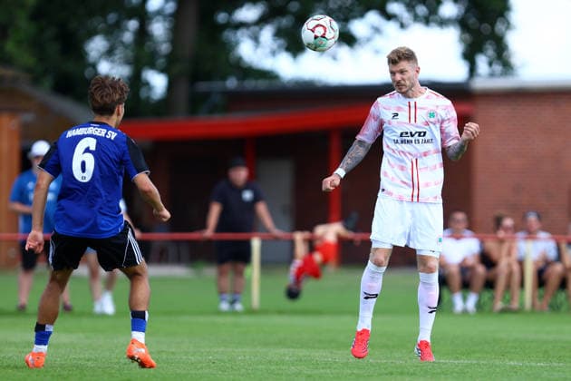 8 Alexander Mühling (Rot-Weiß Oberhausen) Fußball I Herren I Testspiel I Saison 2026-2027 I Rot-Weiß Oberhausen - Hamburger SV U21, U 21 I 11.07.2026 I Sportplatz Eicklingen *** 8 Alexander Mühling Rot-Weiß Oberhausen Soccer I Men s I Friendly Match I 2026–2027 Season I Rot-Weiß Oberhausen vs. Hamburger SV U21 I July 11, 2026 I Eicklingen Sports Field
