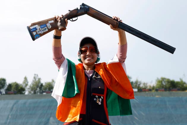 ISSF World Cup Shotgun Neeru Neeru of India celebrates winning a gold medal during the ISSF World Cup Shotgun on day five at the Concaverde Shooting Range in Lonato del Garda, Italy, on July 11, 2026. Lonato del Garda Italy  Copyright: xRichardxMorganox originalFilename:morgano-issfworl260711_npWNU.jpg