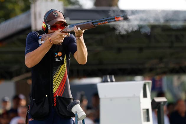 ISSF World Cup Shotgun Garcia Andres of Spain shoots during the ISSF World Cup Shotgun day five at the Concaverde Shooting Range in Lonato del Garda, Italy, on July 11, 2026. Lonato del Garda Italy  Copyright: xRichardxMorganox originalFilename:morgano-issfworl260711_np7A9.jpg