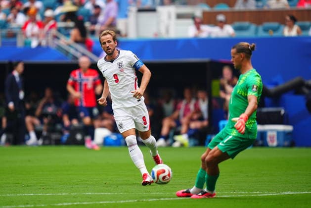 Norway v England - FIFA World Cup, WM, Weltmeisterschaft, Fussball 2026 - Quarter Finals MIAMI GARDENS, FLORIDA - JULY 11: Harry Kane (9) of England in action during the 2026 FIFA World Cup Quarter Final match between Norway and England at the Miami Stadium in Miami Gardens, Florida, United States on July 11, 2026. Evrim Aydin Anadolu Miami Gardens United States. Editorial use only. Please get in touch for any other usage.  Copyright: x2026xAnadoluxEvrimxAydinx