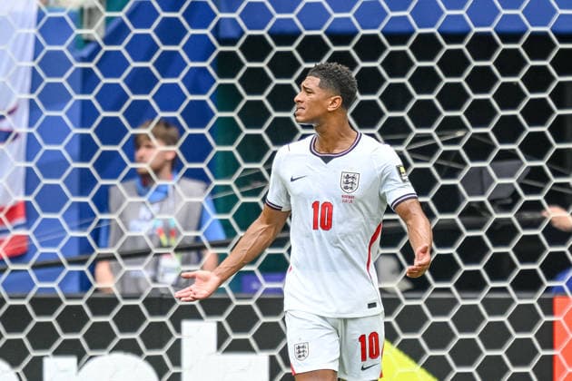 Jude Bellingham (England) gestures during the FIFA World Cup, WM, Weltmeisterschaft, Fussball 2026 Quarter Final match between Norway and England at Miami Stadium on July 11, 2026 in Miami Gardens, United States. (Photo by Harry Langer DeFodi Images) - *** Jude Bellingham of England gestures during the 2026 FIFA World Cup quarterfinal match between Norway and England at Miami Stadium on July 11, 2026, in Miami Gardens, United States. Photo by Harry Langer, DeFodi Images