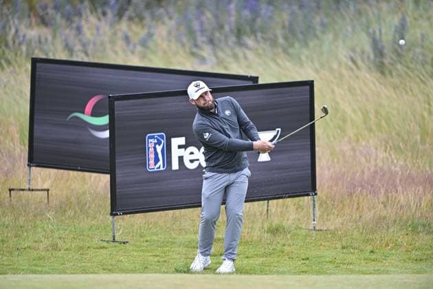 Scottish Open Day Three Tyrrell Hatton chips on hole 1 on Day Three of the Genesis Scottish Open 2026 at The Renaissance Club, North Berwick 11 07 2026 UK Newspapers OUT Copyright: xJamiexJohnstonx FIL-23616-0127