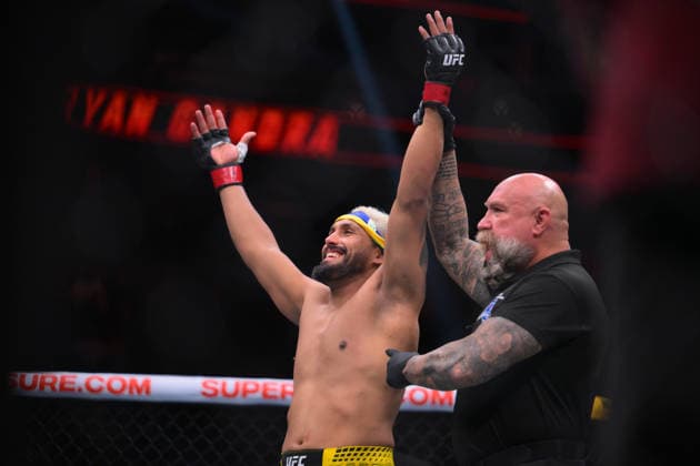 July 11, 2026, Las Vegas, Nevada, USA: RYAN GANDRA defeated ZACHARY REESE by KO (strikes) at 1:15 of Round 1 during UFC 329 at the T-Mobile Arena in Las Vegas. UFC 329: Ryan Gandra Defeated Zachary Reese..  - ZUMAo117 20260711_zsp_o117_030 Copyright: xMikaelxOnax