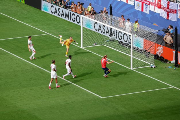2026 FIFA World Cup, WM, Weltmeisterschaft, Fussball Quarter Final England v Norway Miami Stadium, Miami 11.07.2026 Andreas Schjelderup of Norway scores 0-1 2026 FIFA World Cup Quarter Final England v Norway Miami Stadium, Miami 11.07.2026 Photograph By Marc Aspland The Times  Copyright: xMarcxAsplandx NINTCHDBPICT001094782315