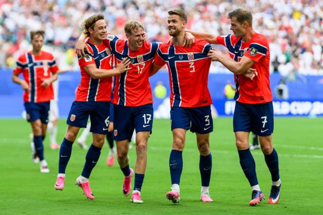 260711 Patrick Berg, Torbjorn Lysaker Heggem, Kristoffer Ajer and Alexander Sorloth of Norway celebrate the later disallowed 2-1 goal during the FIFA World Cup, WM, Weltmeisterschaft, Fussball 2026 quarter-final football match between Norway and England on July 11, 2026 in Miami. Photo: Vegard Grott BILDBYRAN kod VG VG0992 bbeng fotboll football soccer fotball vm fotbolls-vm fotball-vm fotbolls-vm 2026 fifa world cup 2026 kvartfinale kvartsfinal quarterfinal quarter-final england norge norway jubel *** July 11, 2026: Patrick Berg, Torbjorn Lysaker Heggem, Kristoffer Ajer, and Alexander Sorloth of Norway celebrate the goal that was later disallowed, making the score 2–1, during the 2026 FIFA World Cup quarterfinal soccer match between Norway and England on July 11, 2026 in Miami. Photo by Vegard Grott, BILDBYRAN. Code: VG VG0992 bbeng soccer football fotball World Cup soccer World Cup fotball World Cup soccer World Cup 2026 FIFA World Cup 2026 quarterfinal quarterfinals quarterfinal quarter final England Norway celebration  Copyright: VEGARDxGRoTT BB260711VG050