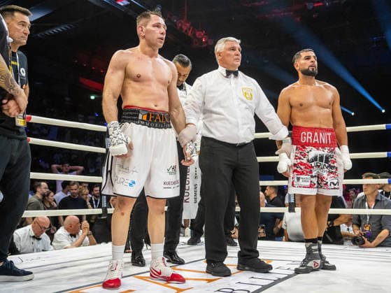Felix Sturm und Granit Stein vor der Verkuendung des Siegers, Felix Sturm vs. Granit Stein , Boxen, One last dance, 11.07.2026 Felix Sturm vs. Granit Stein , Boxen, One last dance, 11.07.2026 Stuttgart *** Felix Sturm and Granit Stein before the winner is announced, Felix Sturm vs. Granit Stein, Boxing, One Last Dance, July 11, 2026 Felix Sturm vs. Granit Stein, Boxing, One Last Dance, July 11, 2026 Stuttgart Copyright: xMichaelxSchmidt Eibner-Pressefotx EP_MST