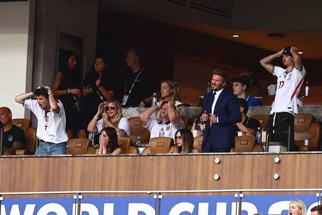David Beckham, Victoria Beckham, Romeo Beckham, Cruz Beckham and Harper Beckham react England v Norway, 2026 FIFA World Cup, WM, Weltmeisterschaft, Fussball Quarter-final, Football, Miami Stadium, Miami, Florida, USA - 11 Jul 2026Miami Miami Stadium Florida (FL) United States of America  Copyright: xMichaelxZemanek Shutterstockx 16986212cc
