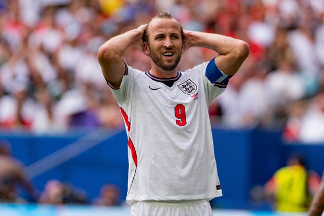 Harry Kane of England gestures during the match between Norway and England, valid for the quarterfinals of the 2026 FIFA World Cup, WM, Weltmeisterschaft, Fussball held at Hard Rock Stadium in Miami Gardens, Florida, United States. Richard Callis Fotoarena (Richard Callis SPP)  Copyright: xRichardxCallisx xSPPx spp-en-RiCa-2983189