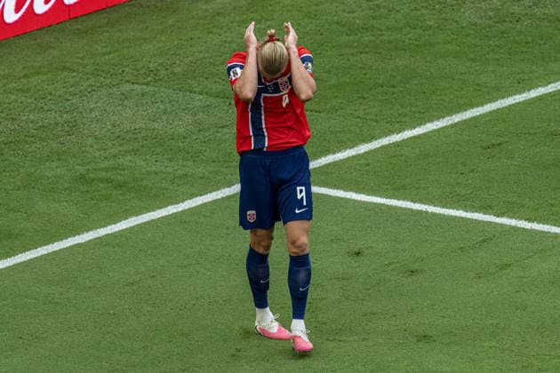 Erling Haaland of Norway reacts during the FIFA World Cup, WM, Weltmeisterschaft, Fussball 2026 Quarter-final match between Norway and England at Miami Stadium on July 11th,2026 (Photo by Joao Bravo Sports Press Photo)  Copyright: xJoaoxBravo SportsxPressxPhotox Sportspressphoto_SPR189241