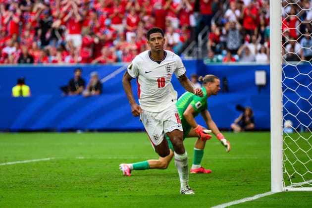 260711 Jude Bellingham of England celebrates after scoring 1-2 during the FIFA World Cup, WM, Weltmeisterschaft, Fussball 2026 quarter-final football match between Norway and England on July 11, 2026 in Miami. Photo: Jon Olav Nesvold BILDBYRAN COP 217 VG0992 bbeng fotboll football soccer fotball vm fotbolls-vm fotball-vm fotbolls-vm 2026 fifa world cup 2026 kvartfinale kvartsfinal quarterfinal quarter-final england norge norway jubel *** July 11, 2026: Jude Bellingham of England celebrates after scoring the 1-2 goal during the 2026 FIFA World Cup quarterfinal soccer match between Norway and England on July 11, 2026 in Miami. Photo by Jon Olav Nesvold. BILDBYRAN COP 217 VG0992 bbeng soccer football fotball World Cup soccer World Cup 2026 FIFA World Cup 2026 quarterfinal quarterfinal quarter final England Norway celebration  Copyright: JONxOLAVxNESVOLD BB260711JE117