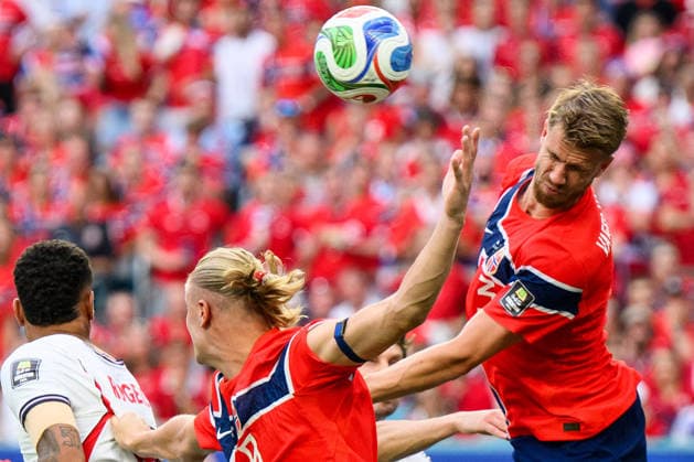 260711 Kristoffer Ajer of Norway during the FIFA World Cup, WM, Weltmeisterschaft, Fussball 2026 quarter-final football match between Norway and England on July 11, 2026 in Miami. Photo: Jon Olav Nesvold BILDBYRAN COP 217 VG0992 bbeng fotboll football soccer fotball vm fotbolls-vm fotball-vm fotbolls-vm 2026 fifa world cup 2026 kvartfinale kvartsfinal quarterfinal quarter-final england norge norway *** July 11, 2026: Kristoffer Ajer of Norway during the 2026 FIFA World Cup quarterfinal soccer match between Norway and England on July 11, 2026 in Miami. Photo by Jon Olav Nesvold, BILDBYRAN COP 217 VG0992 bbeng soccer football fotball World Cup soccer World Cup fotball World Cup soccer World Cup 2026 FIFA World Cup 2026 quarterfinal quarterfinal quarter final England Norway  Copyright: JONxOLAVxNESVOLD BB260711JE121