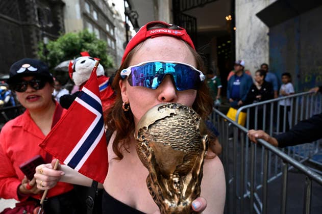 Norway v England FIFA Fan Festival - FIFA World Cup, WM, Weltmeisterschaft, Fussball 2026 A Norway football fan supports her national team, Nationalteam while attending the FIFA World Cup Fan Festival in Mexico City to watch the FIFA World Cup 2026 quarter-final match between England and Norway on a giant screen on July 11, 2026, in Mexico City, Mexico. (Photo by Carlos Tischler Eyepix Group) Copyright: xCarlosxTischler EyepixxGroupx CT_11072026_192694