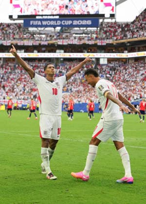 (260712) -- MIAMI, July 12, 2026 -- Jude Bellingham (L) of England celebrates after scoring during the quarter final match between Norway and England at the 2026 FIFA World Cup, WM, Weltmeisterschaft, Fussball at the Miami Stadium in Miami, the United States, July 11, 2026. ) (SP)U.S.-MIAMI-FOOTBALL-FIFA WORLD CUP-QUARTER FINAL-NOR VS ENG ChenxYichen 