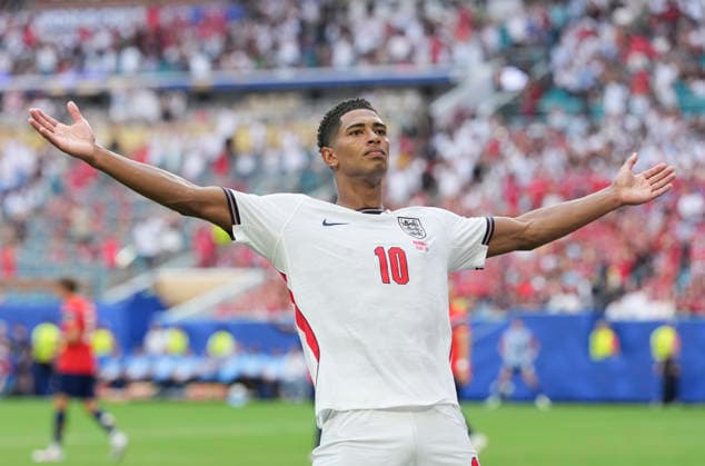 (260712) -- MIAMI, July 12, 2026 -- Jude Bellingham of England celebrates after scoring during the quarter final match between Norway and England at the 2026 FIFA World Cup, WM, Weltmeisterschaft, Fussball at the Miami Stadium in Miami, the United States, July 11, 2026. ) (SP)U.S.-MIAMI-FOOTBALL-FIFA WORLD CUP-QUARTER FINAL-NOR VS ENG ChenxYichen 