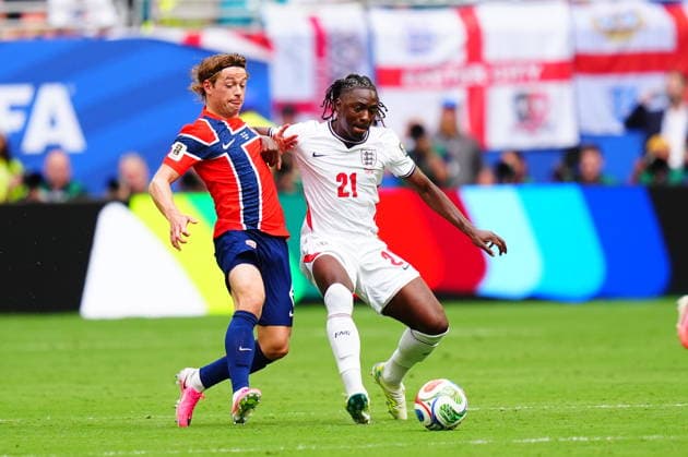Norway v England - FIFA World Cup, WM, Weltmeisterschaft, Fussball 2026 - Quarter Finals MIAMI GARDENS, FLORIDA - JULY 11: Eberechi Eze (21) of England in action during the 2026 FIFA World Cup quarterfinal match between Norway and England at Miami Stadium in Miami Gardens, Florida, United States, on July 11, 2026. Evrim Aydin Anadolu Miami Gardens United States. Editorial use only. Please get in touch for any other usage.  Copyright: x2026xAnadoluxEvrimxAydinx