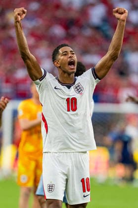Jude Bellingham of England celebrates after victory in the match between Norway and England, valid for the quarterfinals of the 2026 FIFA World Cup, WM, Weltmeisterschaft, Fussball held at Hard Rock Stadium in Miami Gardens, Florida, United States. Richard Callis Fotoarena (Richard Callis SPP)  Copyright: xRichardxCallisx xSPPx spp-en-RiCa-2983271