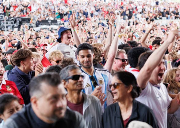 July 11, 2026, Vancouver, British Columbia, Canada: Supporters of England attend the FIFA Fan Festival Vancouver at PNE of the FIFA World Cup, WM, Weltmeisterschaft, Fussball 2026 Quarter Finals match between Norway and England. Vancouver Canada - ZUMAc132 20260711_fap_c132_008 Copyright: xAndrewxChinx
