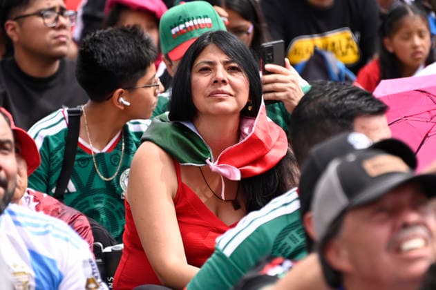 Norway v England FIFA Fan Festival - FIFA World Cup, WM, Weltmeisterschaft, Fussball 2026 A Norway football fan watches the FIFA World Cup 2026 quarter-final match between England and Norway on a giant screen at the FIFA World Cup Fan Festival in Mexico City on July 11, 2026, in Mexico City, Mexico. (Photo by Carlos Tischler Eyepix Group) Copyright: xCarlosxTischler EyepixxGroupx CT_11072026_192716