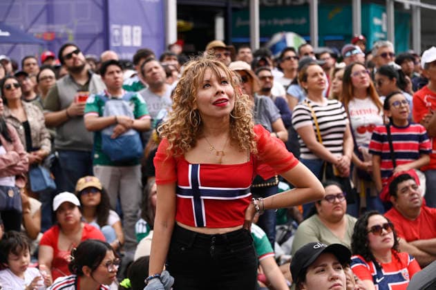 Norway v England FIFA Fan Festival - FIFA World Cup, WM, Weltmeisterschaft, Fussball 2026 A Norway football fan watches the FIFA World Cup 2026 quarter-final match between England and Norway on a giant screen at the FIFA World Cup Fan Festival in Mexico City on July 11, 2026, in Mexico City, Mexico. (Photo by Carlos Tischler Eyepix Group) Copyright: xCarlosxTischler EyepixxGroupx CT_11072026_192723