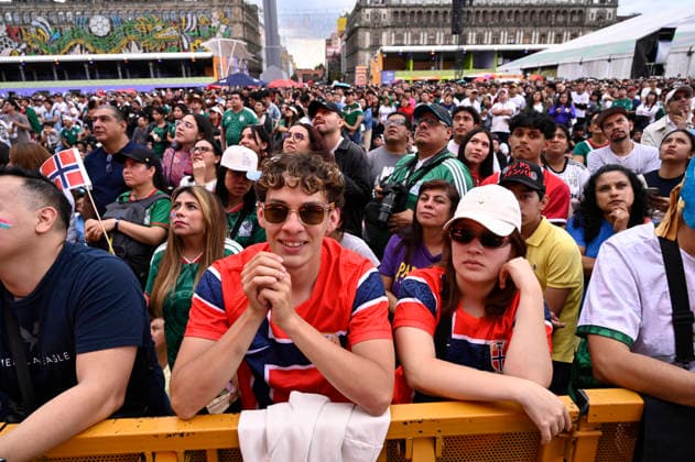 Norway v England FIFA Fan Festival - FIFA World Cup, WM, Weltmeisterschaft, Fussball 2026 Norway football fans watching the FIFA World Cup 2026 quarter-final match between England and Norway on a giant screen at the FIFA World Cup Fan Festival in Mexico City on July 11, 2026, in Mexico City, Mexico. (Photo by Carlos Tischler Eyepix Group) Copyright: xCarlosxTischler EyepixxGroupx CT_11072026_192728