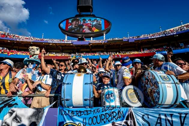 KANSAS CITY - Argentina supporters during the 2026 World Cup match between Argentina and Switzerland at Arrowhead Stadium on July 11, 2026, in Kansas City, United States. (Photo by Stefan Koops EYE4IMAGES DeFodi Images) - *** KANSAS CITY: Argentina fans during the 2026 World Cup match between Argentina and Switzerland at Arrowhead Stadium on July 11, 2026, in Kansas City, United States. Photo by Stefan Koops, EYE4IMAGES, DeFodi Images