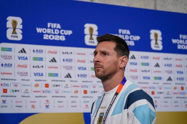 USA: Fussball FIFA World Cup, WM, Weltmeisterschaft, Fussball 2026, Viertelfinale - Argentinien vs Schweiz - Kansas City Stadium (GEHA Field at Arrowhead Stadium, Kansas City, Missouri): Lionel Messi (Argentinien 10) *** USA Soccer 2026 FIFA World Cup, Quarterfinals: Argentina vs. Switzerland, Kansas City Stadium (GEHA Field at Arrowhead Stadium), Kansas City, Missouri, Lionel Messi, Argentina 10 Copyright: xJOERANxSTEINSIEKx